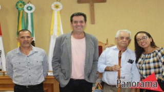CÂMARA MUNICIPAL REALIZA ELEIÇÃO DA MESA DIRETORA PARA O ANUÊNIO DE 2020. CÂMARA MUNICIPAL REALIZA ELEIÇÃO DA MESA DIRETORA PARA O ANUÊNIO DE 2020.